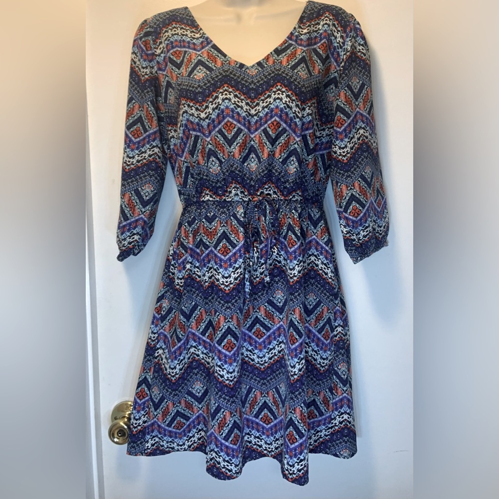 Be Bop Bohemian Midi Dress With Elastic Tie around waist. Size Medium.
